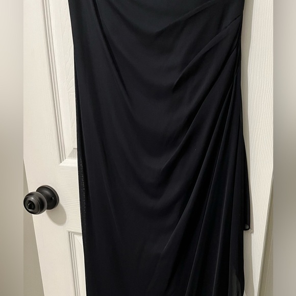 Navy blue long formal dress - Picture 3 of 5